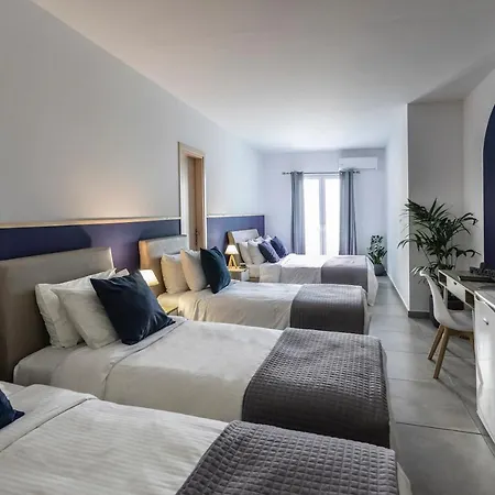 Hotel Kontes Comfort Páros