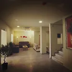 Hotel Kontes Comfort Páros