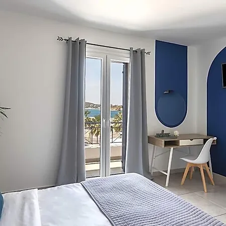 Hotel Kontes Comfort Páros