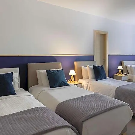 Kontes Comfort Hotel