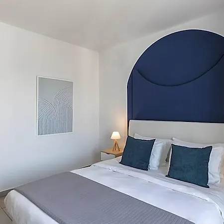 Hotel Kontes Comfort Páros
