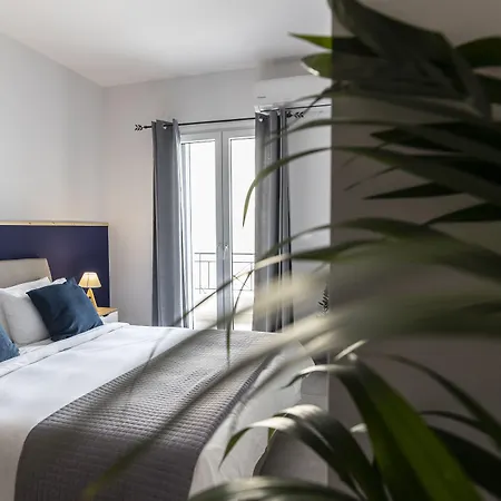 Kontes Comfort Hotel 3*