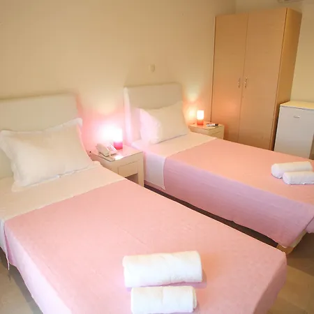 Kontes Comfort Hotel 3*