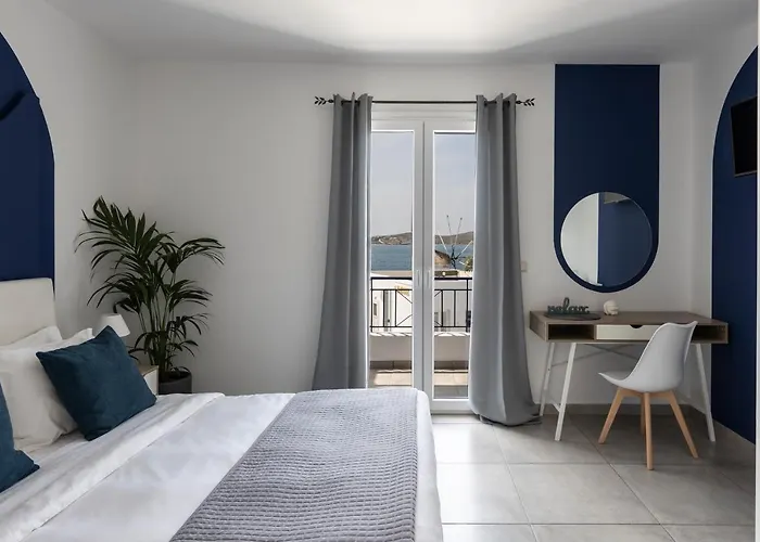 Hotel Kontes Comfort Páros