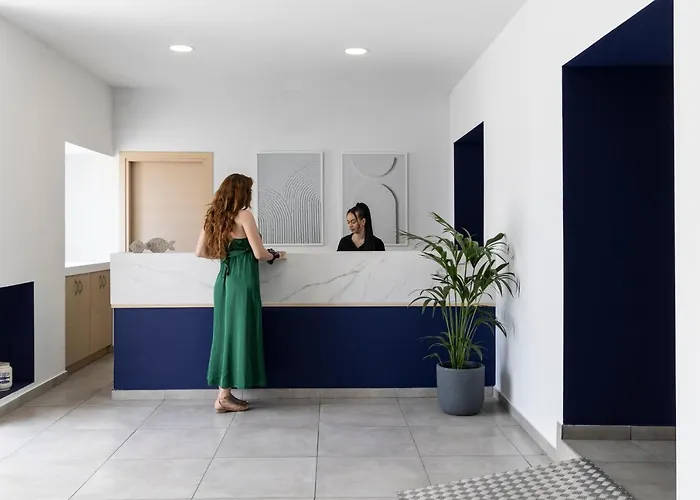 Hotell Kontes Comfort